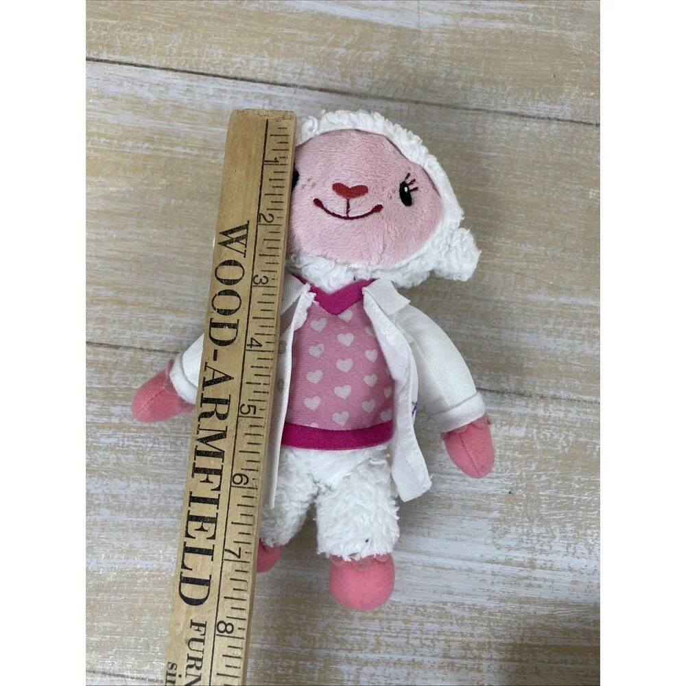 Doc McStuffins Lambie Toy Hospital Disney Junior 9” Plush